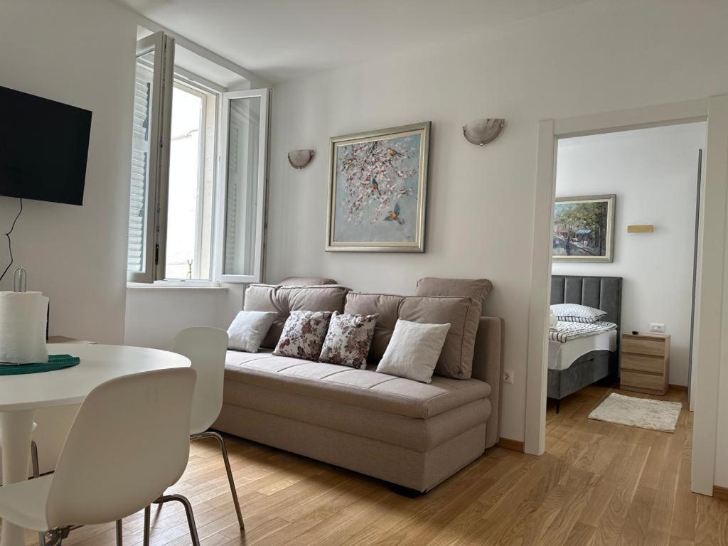 Old Town Apolon Luxury Apartment Сплит Екстериор снимка